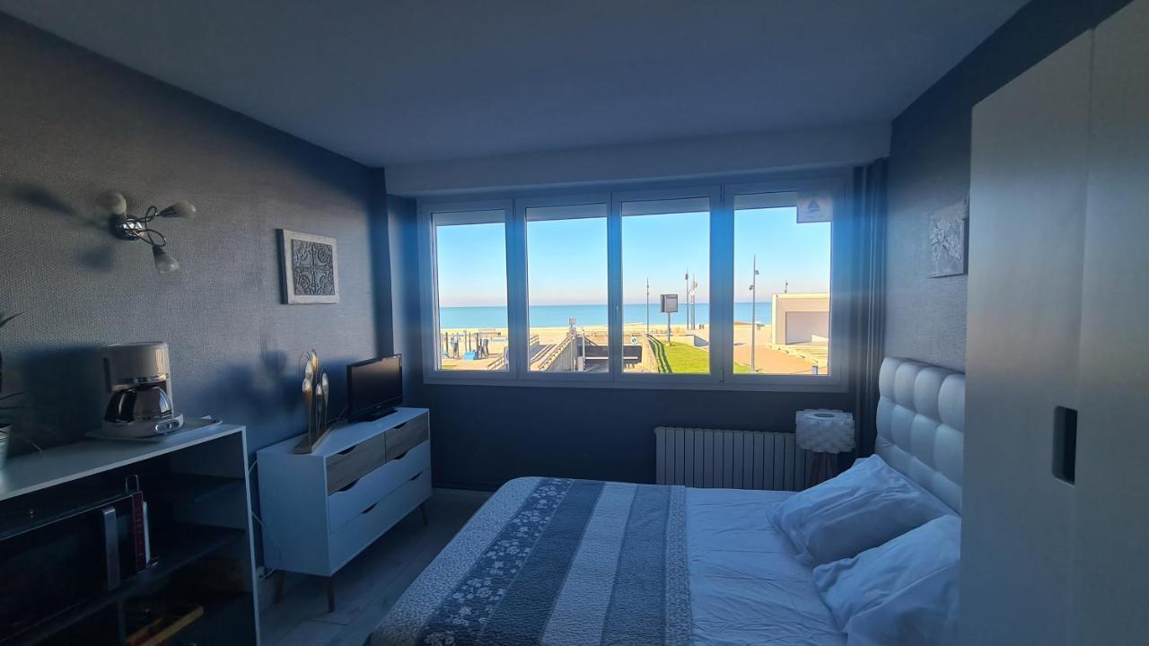 Residence Du Bord De Mer 9 Appartements Avec Une Vraie Vue Mer Le Tréport Exterior photo