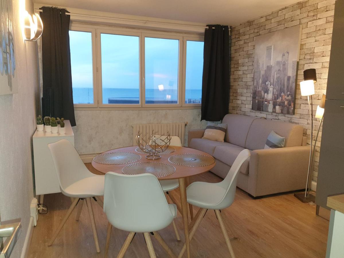 Residence Du Bord De Mer 9 Appartements Avec Une Vraie Vue Mer Le Tréport Exterior photo